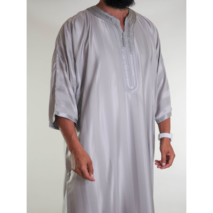 Gandoura marocaine Jawhara - Gris taupe / Broderie ton sur ton